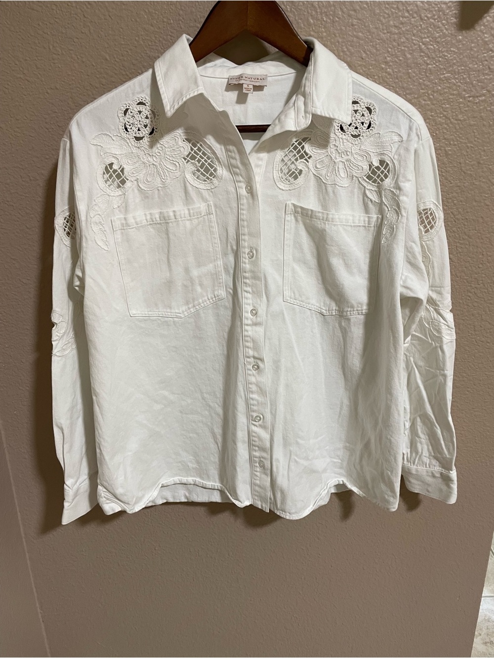 Super Natural by Secret Mission White Eyelet Embroidered Button-Up Shirt